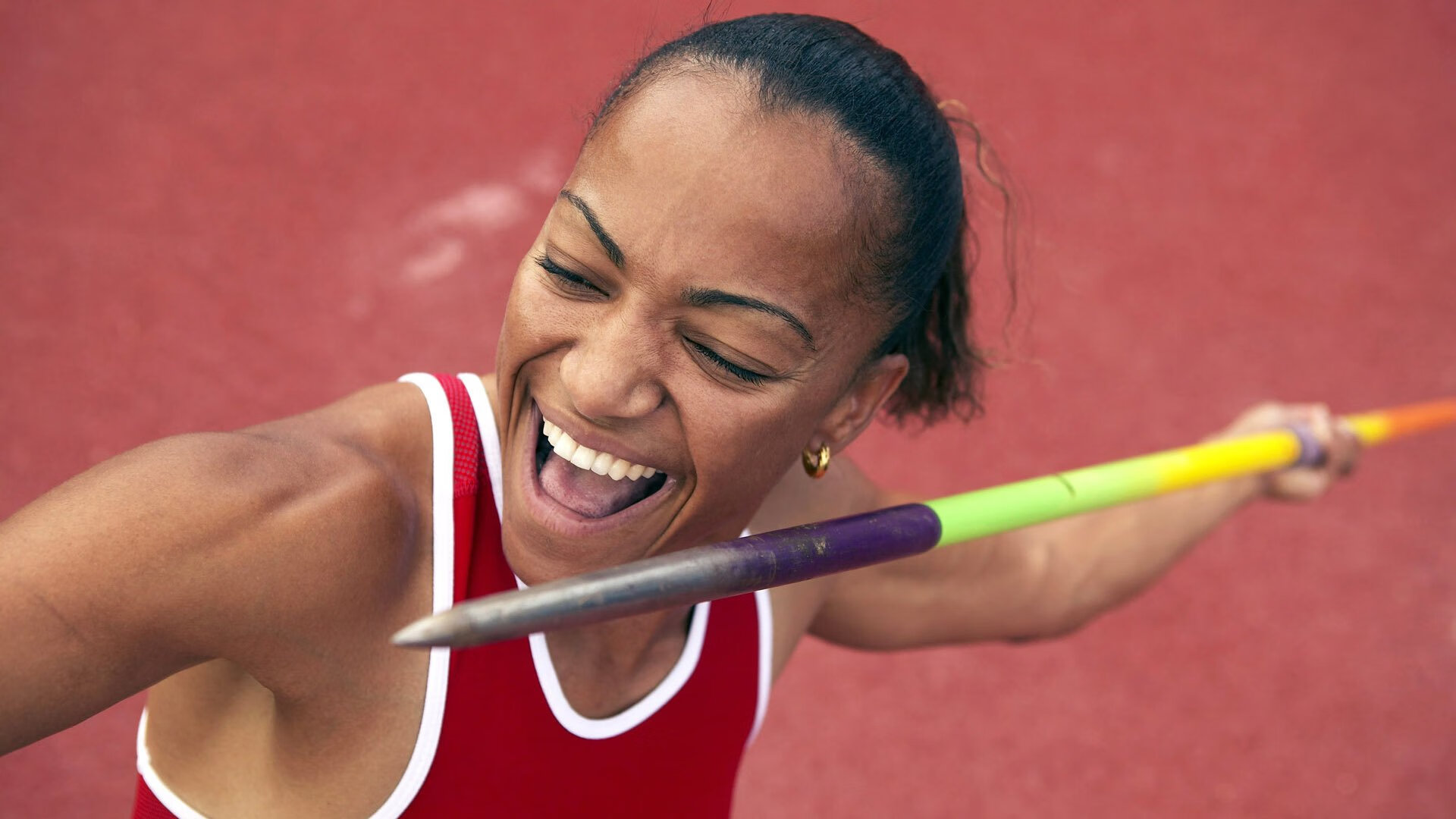 美加墨世界杯焦点战，深圳队用混凝土防守锁死美国快船，改写篮球认知